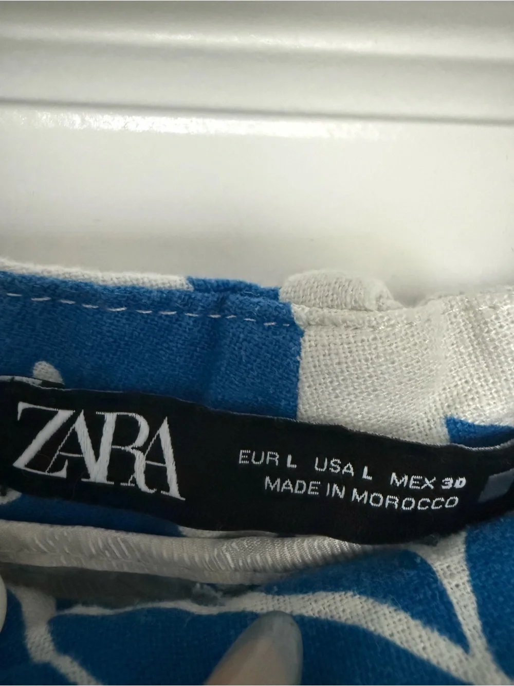 Zara Blue and White Floral Pants - Picture 2 of 3